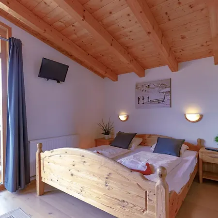 アパート Kitzblick